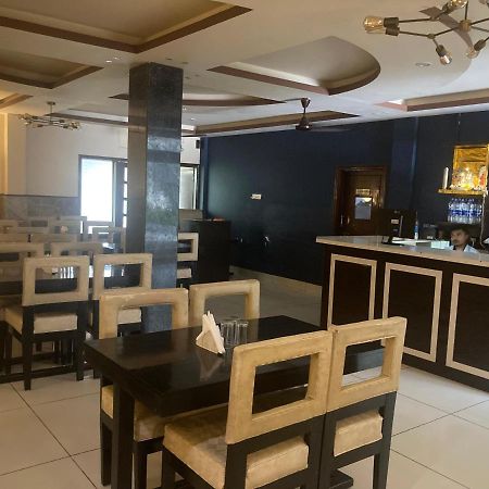 Hotel Garg Residency à Siliguri Extérieur photo